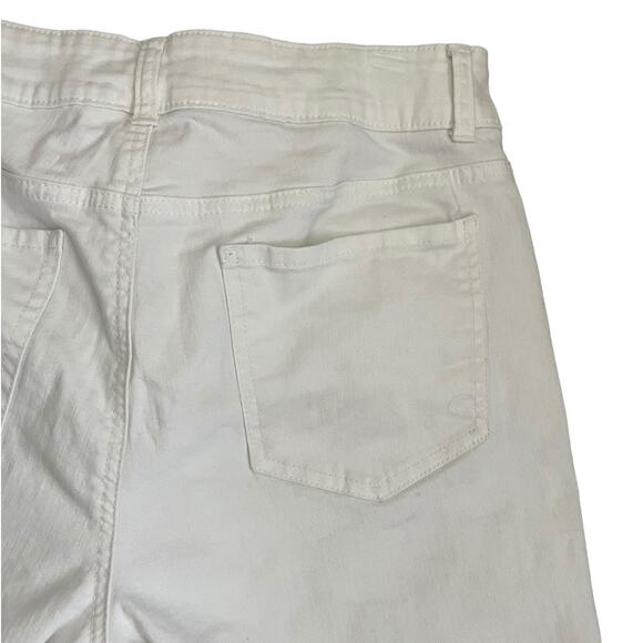 Riders by Lee Girls Bermuda Shorts 12 White Mid Rise Gorpcore Casual Basics - Picture 5 of 10